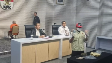 KPK Akui Sempat Mencari-cari Bupati Sidoarjo Saat Gelar OTT yang Tersangkakan Pejabat BPPD