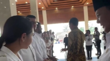 Duh! Nagita Slavina 'Acuhkan' Prabowo Gegara Fokus ke Jokowi, Endingnya Senyum Kecut