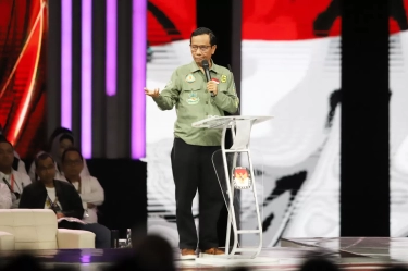 Mahfud MD Ajukan Mundur dari Menko Polhukam, Jokowi Tegaskan Kabinetnya Sangat Solid