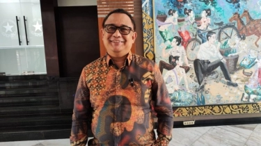 Mensos Risma Curhat Menteri Diperiksa Ketat Sebelum Rapat Bareng Jokowi, Istana Langsung Bereaksi