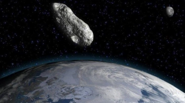 Asteroid OS7 2008 Seukuran Lapangan Sepak Bola Melintasi Dekat Bumi Jumat 2 Februari Pukul 21:41 WIB