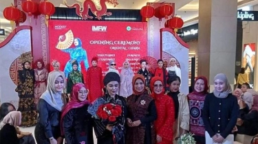 Sambut Imlek, Puluhan Desainer Pamerkan Oriental Look di Indonesia Modest Fashion Weekend 2024