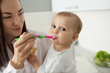 Gula Berlebihan Musuh Tersembunyi dalam MPASI Anak, Ini Dia 7 Bahayanya Menurut Dokter Spesialis Anak!