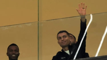 Cristiano Ronaldo Kegirangan Lihat Al Nassr Bantai Klub Lionel Messi 6-0