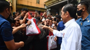 Masih Masa Kampanye, Daftar Bansos Jokowi yang Bakal Cair di Awal Tahun Ini