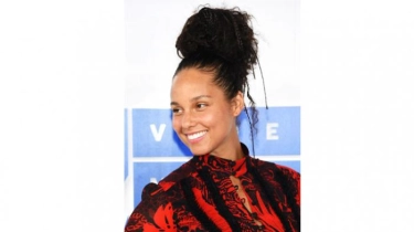 Chord Gitar dan Lirik Lagu Lifeline - Alicia Keys: Oh, I Can Be Your Lifeline