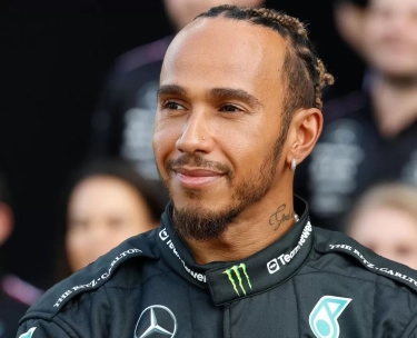 Hamilton Ingin Akhir Musim Bersama Mercedes dengan Manis sebelum Menyeberang ke Ferrari