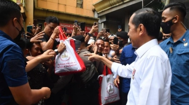Soal Jokowi Gencar Tebar Bansos Jelang Nyoblos, Faisal Basri: Main Joroknya Udah Lama