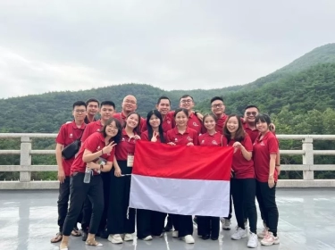 Young Buddhist Association Gelorakan Gerakan Tidak Golput, yang Mencoblos Dapat Gelang Doa dari Biksu