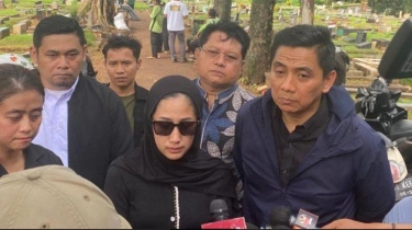 Ekshumasi Selesai, Tamara Tyasmara Berharap Penyebab Kematian Sang Anak Bisa Diketahui