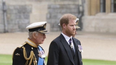 Pangeran Harry Langsung Terbang ke Inggris seusai Raja Charles III Didiagnosis Kanker