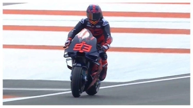 Tes MotoGP 2024 Sepang - Gegara Mogok, Motor Marc Marquez Distut Pakai Supra