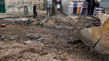 Video Wanita Tentara Israel Tembak Mati Pemuda Palestina yang Terbaring di Tanah dari Jarak Dekat