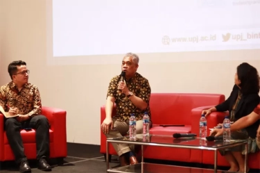 UPJ Gelar Talkshow Education 4.0 dan Society 5.0 Untuk Para Guru SMA se-Tangsel