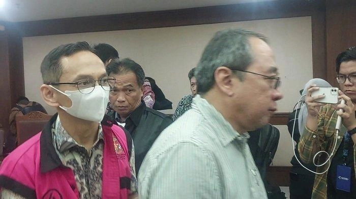 Jaksa Tunda Pembacaan Tuntutan Terdakwa Korupsi BTS Yusrizki Muliawan