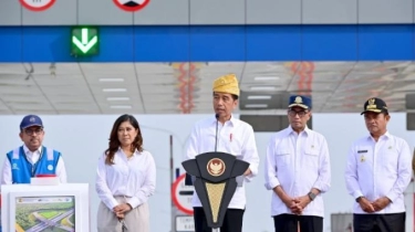 Resmikan Jalan Tol di Sumut Tanpa Menteri PUPR, Presiden Jokowi Malah Didampingi Meutya Hafid