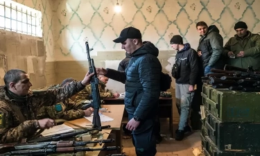 Ukraina Khawatir Kehilangan Senjata Terbesarnya, Bantuan Militer Amerika Serikat