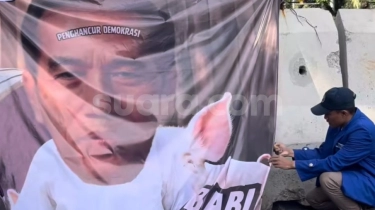 Dicap Melenceng dari Jalur Demokrasi, BEM SI Desak Jokowi Minta Maaf ke Rakyat