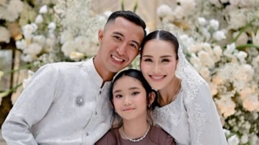 Intip Momen Lamaran Ayu Ting Ting dan Muhammad Fardana, Bikin Netizen Ikut Baper