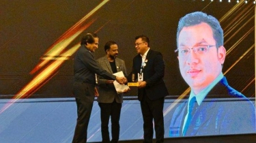 Kepala Sekolah Asal Indonesia Raih Penghargaan di Ajang World School Summit