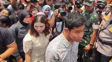 Dampingi Gibran Rakabuming Raka Mencoblos, Penampilan Heboh Selvi Ananda dengan Rambut Curly Curi Perhatian