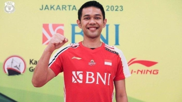 Potret Atlet Indonesia Pamer Tinta Ungu di Jari usai Nyoblos Pemilu 2024, Fajar Alfian Anti Golput