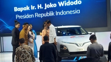 Jokowi: Masa Depan Otomotif Indonesia Ada di Mobil Listrik