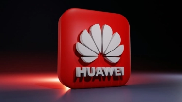 Oppo dan Vivo Hentikan Produksi, Huawei Bakal Garap HP Layar Lipat Tiga?