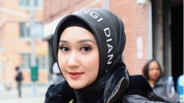 Profil Dian Pelangi, Desainer Motif AMIN yang Dikenakan Anies dan Istrinya