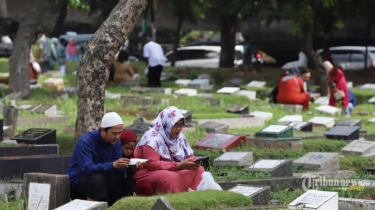 Doa Ziarah Kubur Jelang Ramadhan 2024, Lengkap dengan Urutan Bacaan Tahlil Arab dan Latin