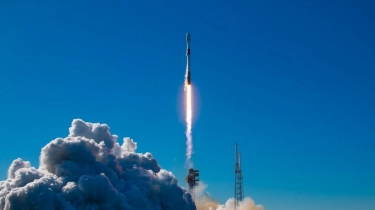 Telkom Sukses Luncurkan Satelit Merah Putih 2 dari AS, Terbang Pakai Roket Elon Musk