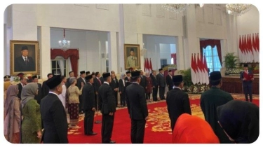 Presiden Jokowi Lantik 9 Anggota Komisi Kejaksaan Berlatar Belakang Advokat hingga Jurnalis