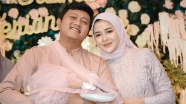 Terungkap Isi Bingkisan Aqiqah Baby Cundamani Anak Denny Caknan, Netizen: Di Ngawi Mewah Itu