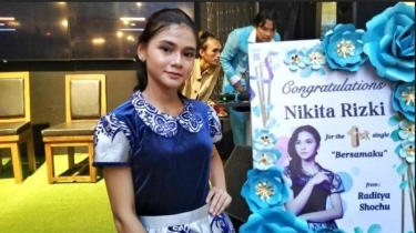 Pesinetron Nikita Rizki Debut di Industri Musik, Rilis Lagu 'Bersamaku'