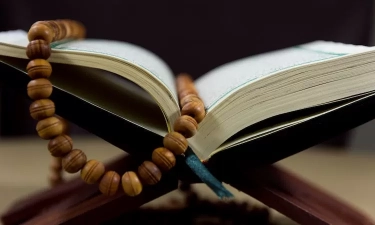 Hari Ini Malam Nisfu Sya'ban, Ini Bacaan Doa yang Bisa Diamalkan di Malam Nisfu Sya'ban Lengkap dengan Arab, Latin dan Artinya