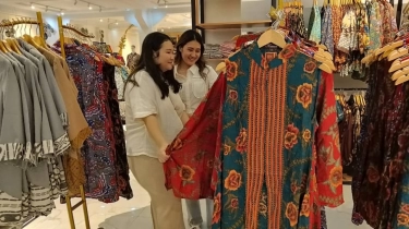 Belajar Membatik dan Berburu Souvenir di Batik Benang Ratu Yogyakarta