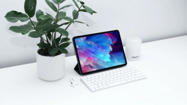 Cara Menghubungkan Keyboard ke iPad, Ngetik Jadi Makin Mudah!