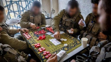Dari Karpet, Kosmetik, Hingga Sepeda Motor: Tentara IDF Menjarah Rumah-Rumah di Gaza Secara Massal
