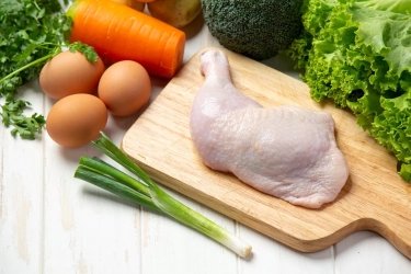 Daging Ayam dan Telur, Manakah Sumber Protein yang Lebih Baik untuk Kesehatan Tubuh?