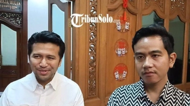 VIDEO Emil Dardak Temui Gibran di Solo: Bantah Bahas Jatah Menteri