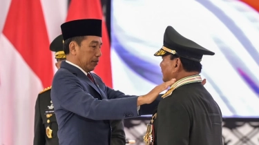 Mengenal Makna Gelar Jenderal Kehormatan yang Diberikan Jokowi Kepada Prabowo Subianto