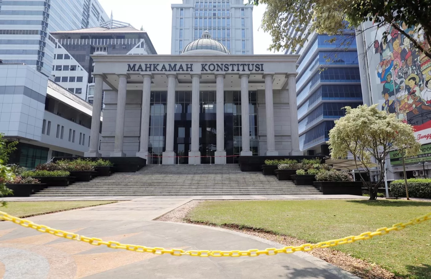 MK Seharusnya Tetapkan Secara Tegas Angka Ambang Batas Parlemen