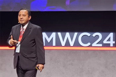 Pengembangan Digitalisasi PLN Jadi Topik Bahasan di MWC 2024