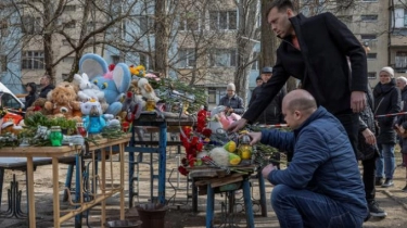 Serangan Drone Tewaskan 5 Anak di Odesa, Zelenskyy : Militer Rusia Targetkan Anak-anak Ukraina