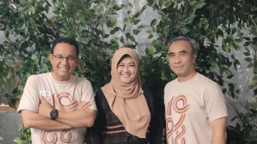 Dokter Tifa Rela Dukung Anies hingga 2039, Netizen: Mari Bersama Lantik Anies Jadi Presiden Kayak Bung Karno!