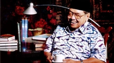 Kini Cegat Prabowo Demi Salaman, Ingat Lagi Celetukan Gus Dur ke Amien Rais Jadi Gelandangan Politik