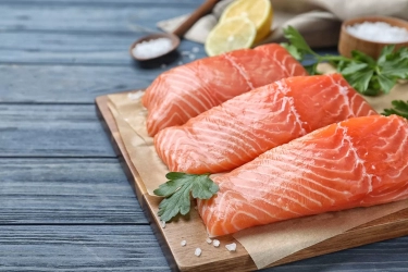 7 Superfood Kaya Nutrisi Yang Bagus Untuk Kesehatan, Salah Satunya Ada Ikan Salmon!