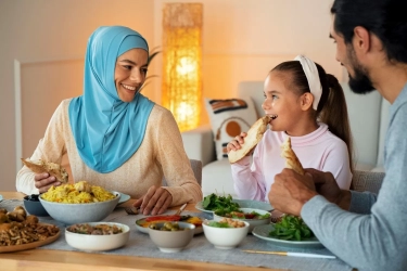 Jelang Ramadhan 2024, Simak Tips Makan Sehat di Bulan Puasa untuk Menjaga Gizi Seimbang