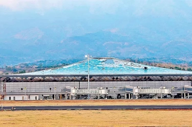 Soal Operasional Bandara Internasional Dhoho Kediri, Pemkab Beri Sinyal Bakal Dibuka Sebelum Hari Raya Idul Fitri