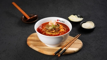 Resto Ini Hadirkan Citarasa Jjampong Otentik dari Korea: Kaldu Seafood Kentalnya Menggoda!